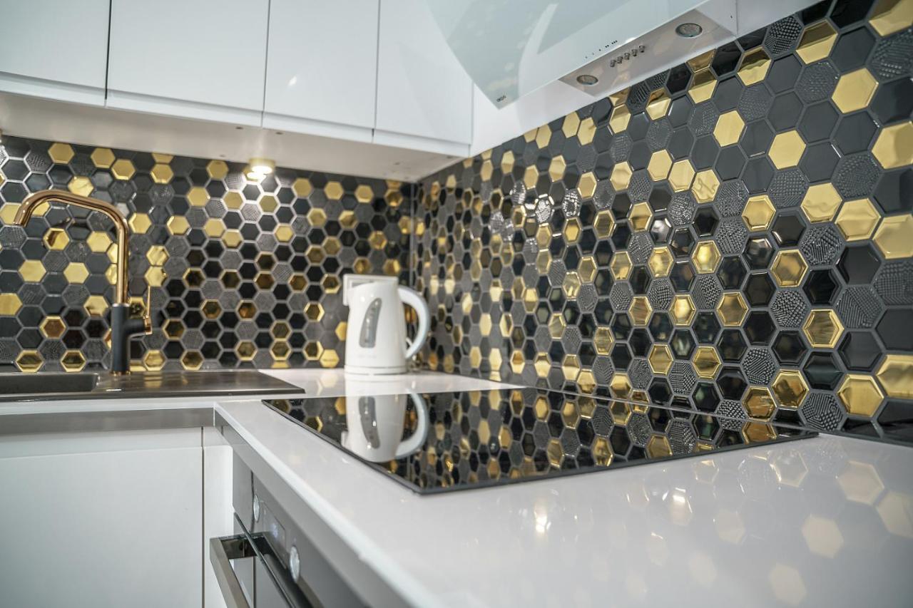 Butas Cozy And Spacious-golden Apartment-city Center&s42